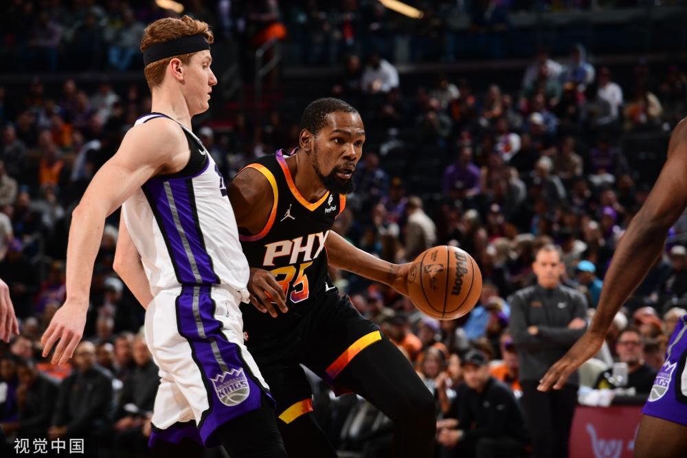 让我们拭目 让我们拭目