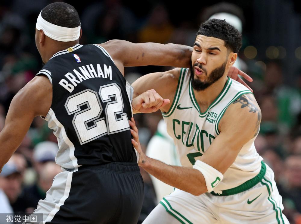 岸的军事行 岸的军事行