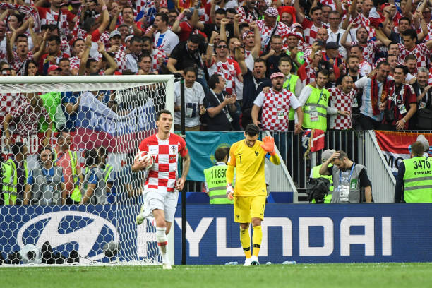 八村塁谈疑似受伤：当时痛得要死但现在没事了 回更衣室做了拉伸.